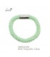 armband met kleine groene glaskralen en magneetsluiting